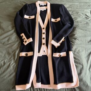 Vintage St. John collection Black and Cream Blazer/Vest Set with Gold Accent